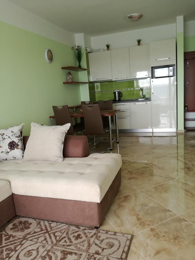 Apartment Sea Space 3 Dobra Voda Exterior foto