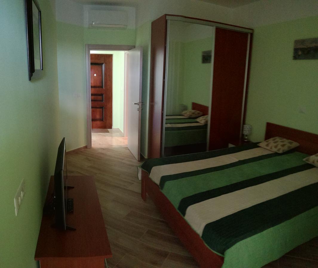 Apartment Sea Space 3 Dobra Voda Exterior foto